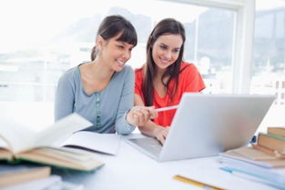 弘樂大語(yǔ)文加盟解析 教育加盟新機(jī)遇與深度考量